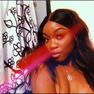 Meet your Posher, Mahogany